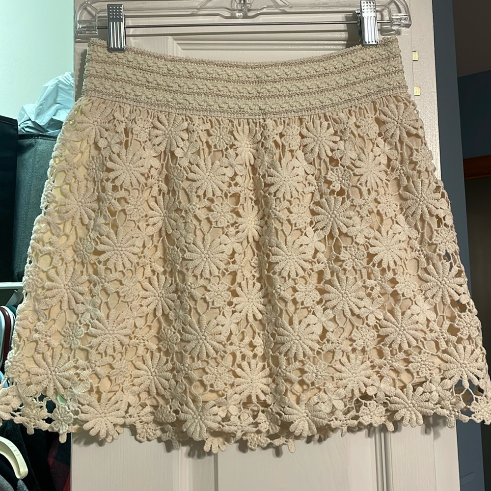Francesca’s - Like New, Beautiful Lace Skirt!!!